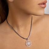 Seidenketten mit Silberverschluss